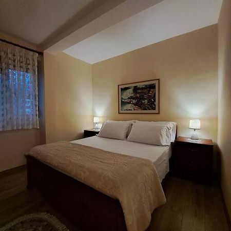 Quiet, Cozy, Luminous Apartment Tirana Eksteriør billede